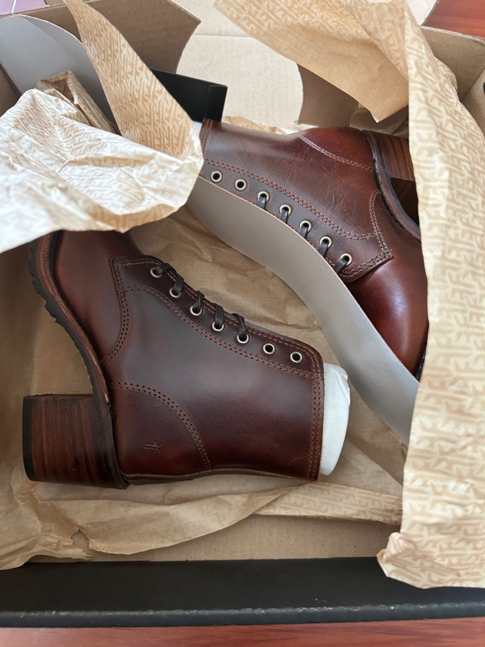 Frye Women's Brown Leather Chukka Boots